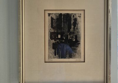 Pierre Soulages - Radierung - Titel: "Eau forte IV" - 1957 - O-Size: 15,5 x 19,5 - Ort: Obergeschoss lange Fensterreihe - zwischen Fenster 3 und 4 (2 von 2) - https://de.wikipedia.org/wiki/Pierre_Soulages